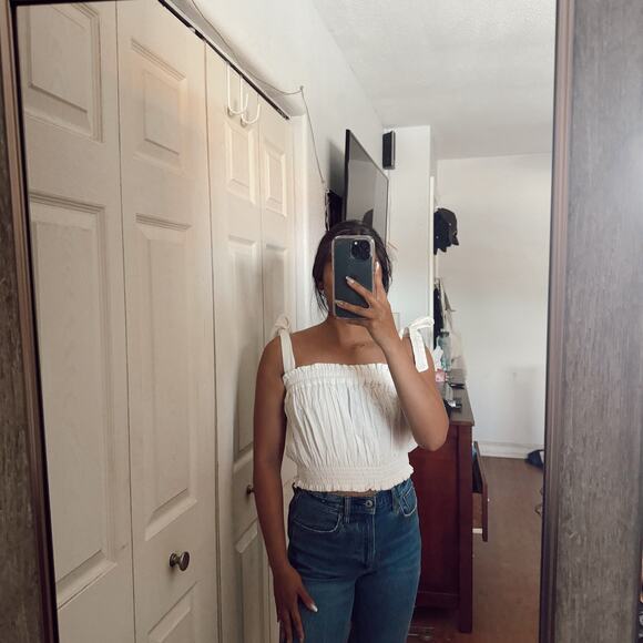 Women's Ripcurl White Sleeveless Tie Shoulder Ruched Blousee XS - Picture 2 of 6